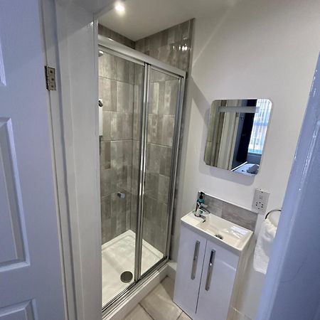 The Niche Daire York Dış mekan fotoğraf