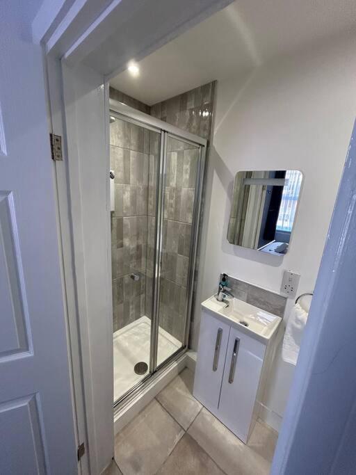 The Niche Daire York Dış mekan fotoğraf